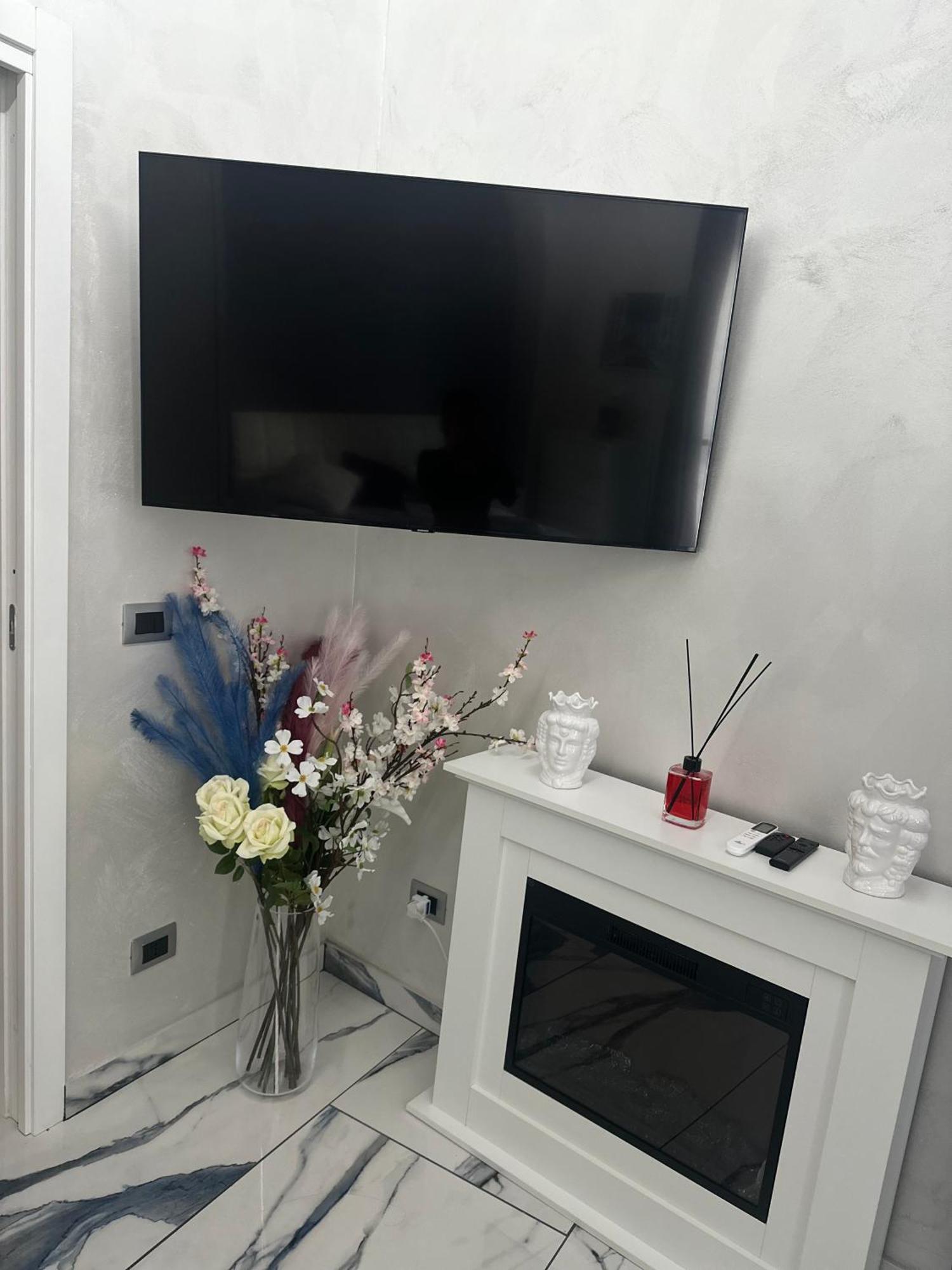 Naomi Luxury Home Κατάνια Δωμάτιο φωτογραφία